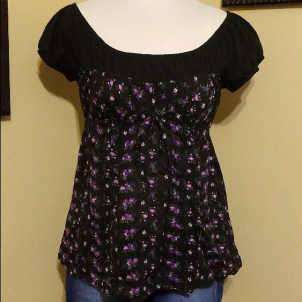 Bundle of (3) floral tops